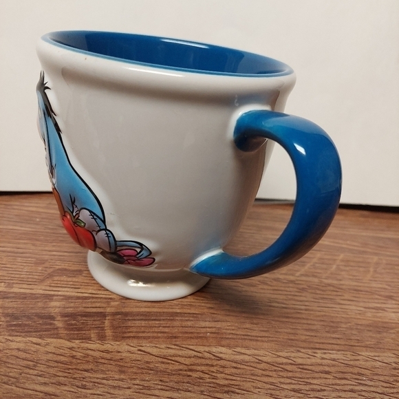 Vintage 2001 Disney Embossed Eeyore Mug - Picture 4 of 9